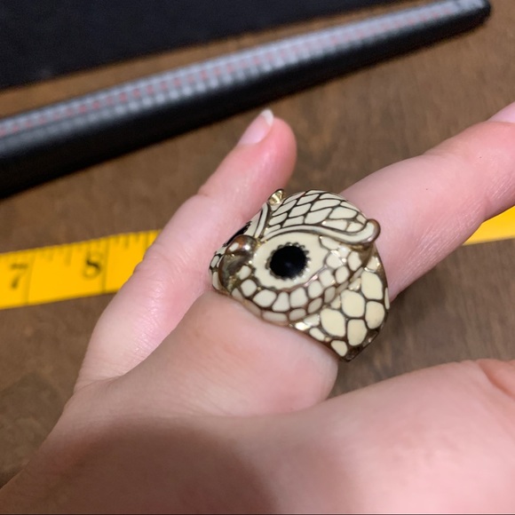 Metal owl fashion ring gold tone cream - Picture 7 of 7